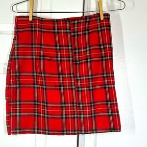 Red plaid, Mini Skirt, Medium Like New